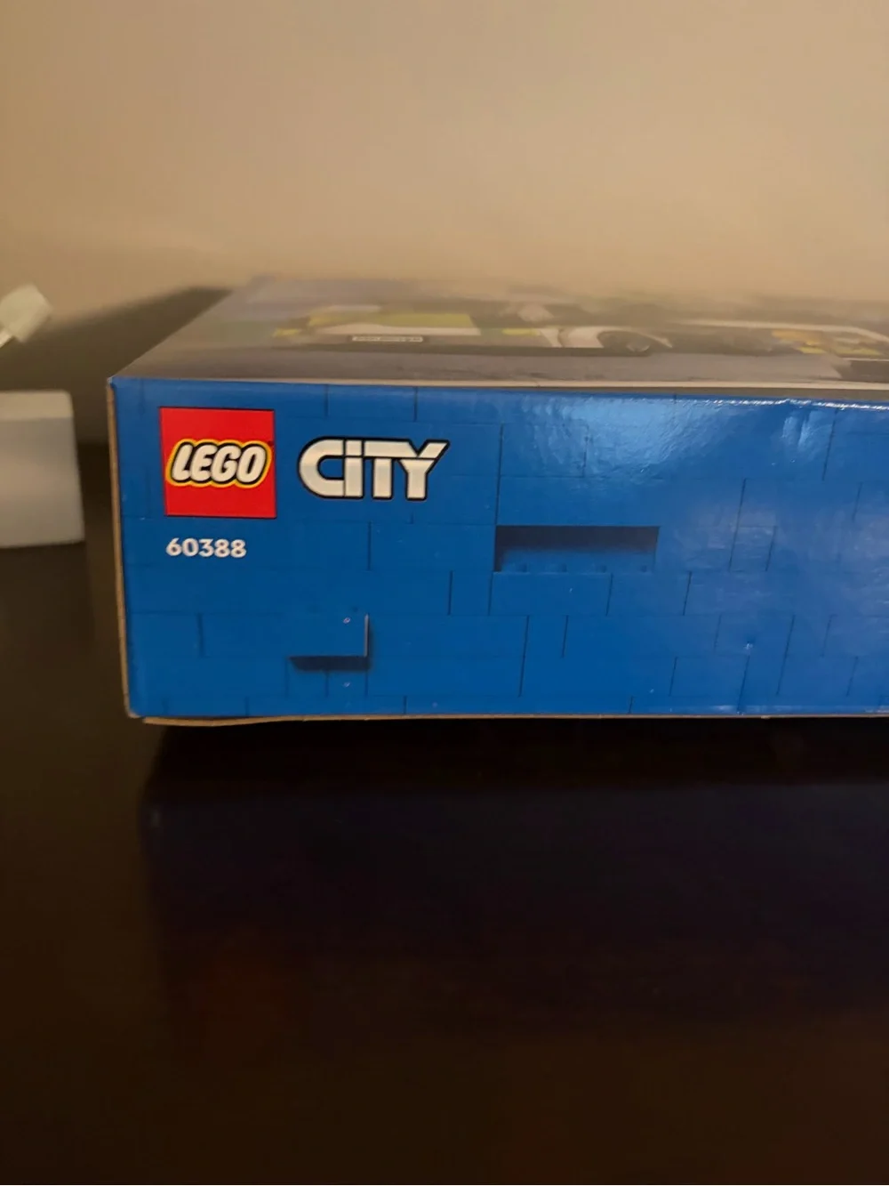 Lego City 60388 Gaming Tournament Truck